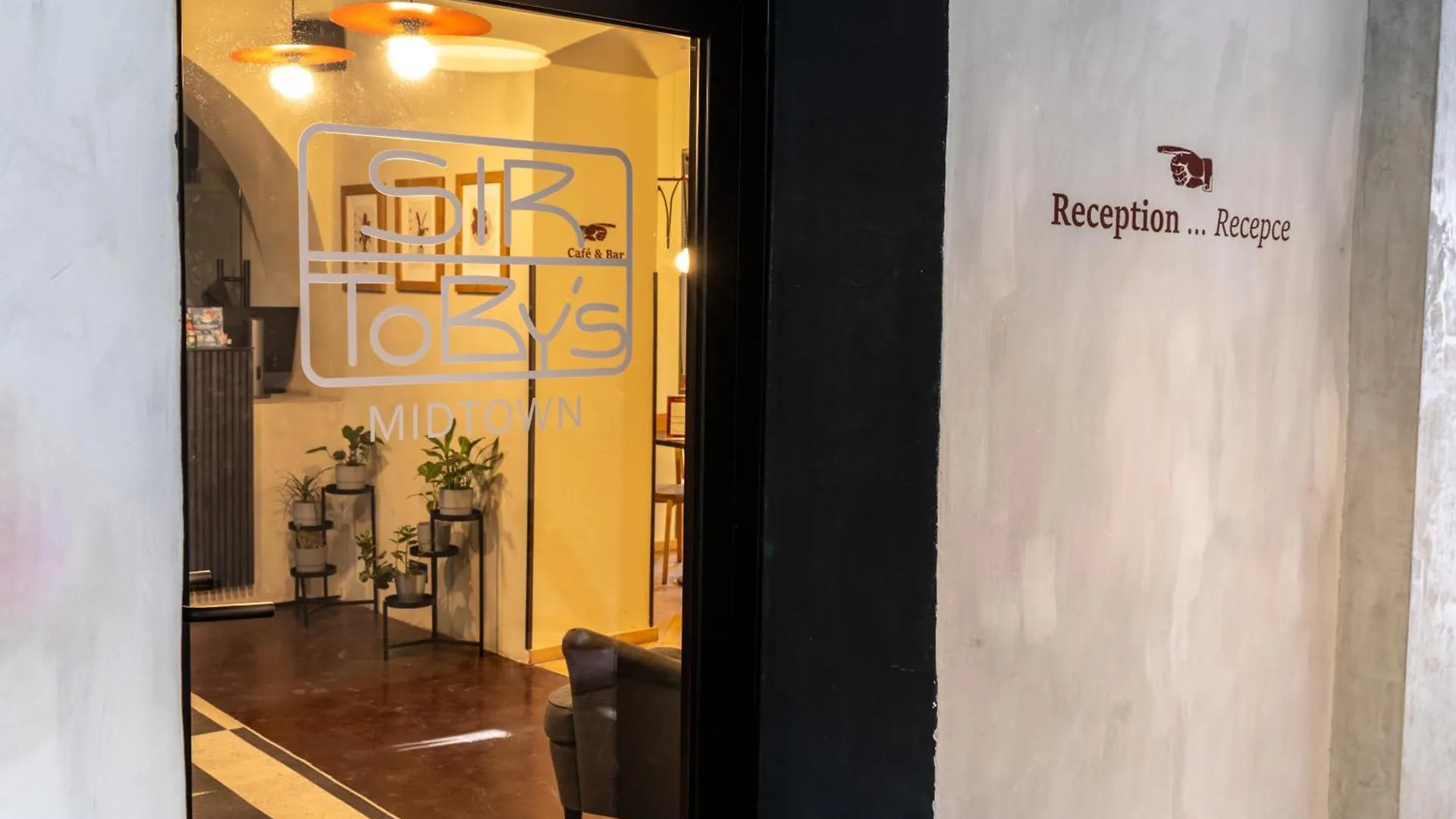 Sir Toby'S Midtown Hostel Praag
