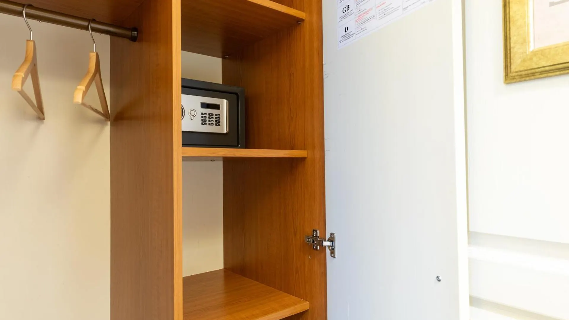 Hostel Hotel Amadeus Prag