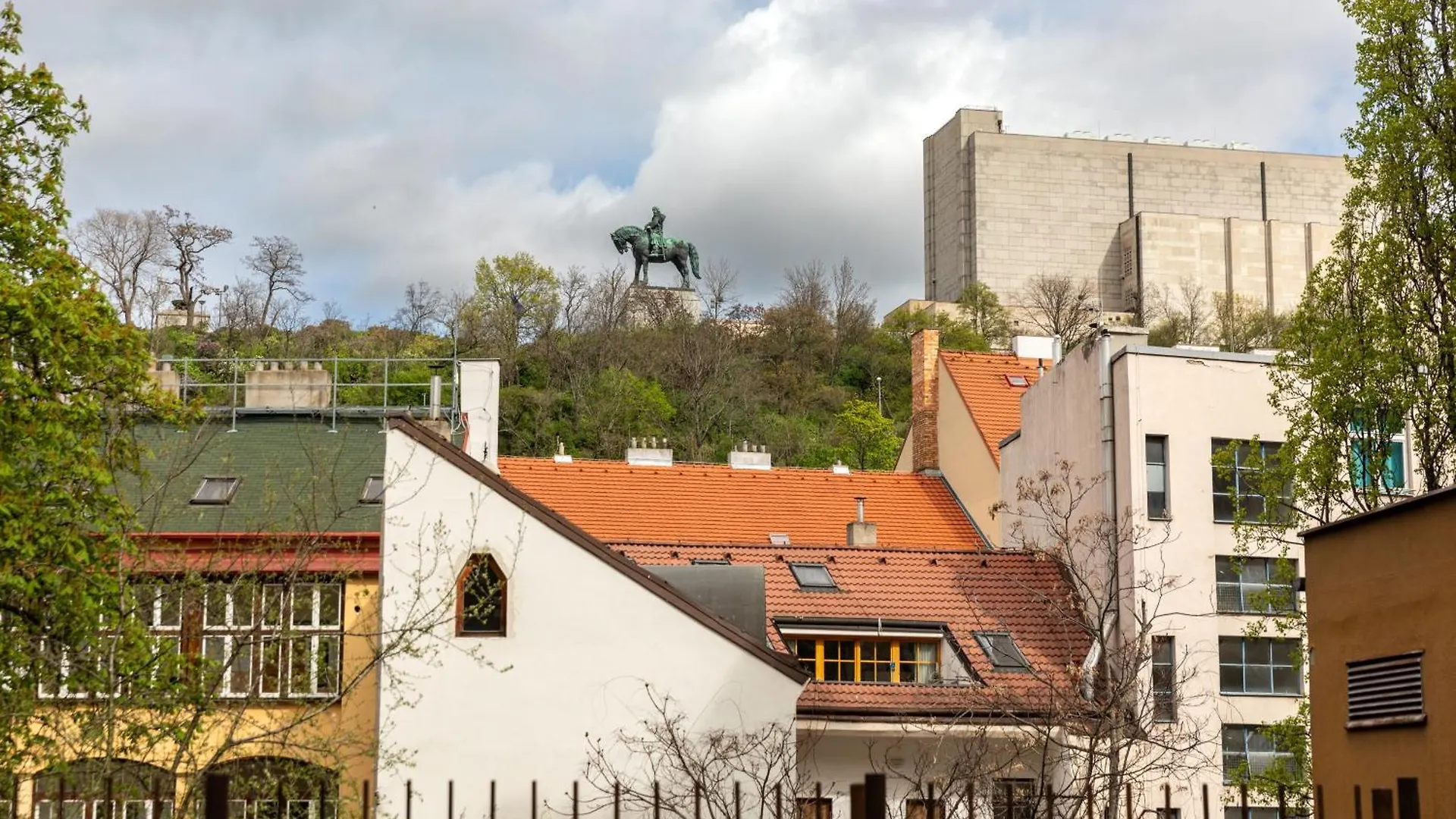 Hostel Hotel Amadeus Prag