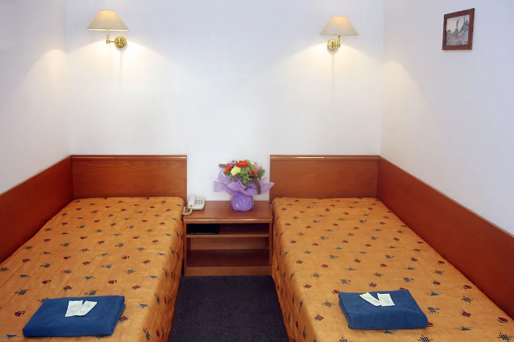 Hostel Hotel Amadeus Prag