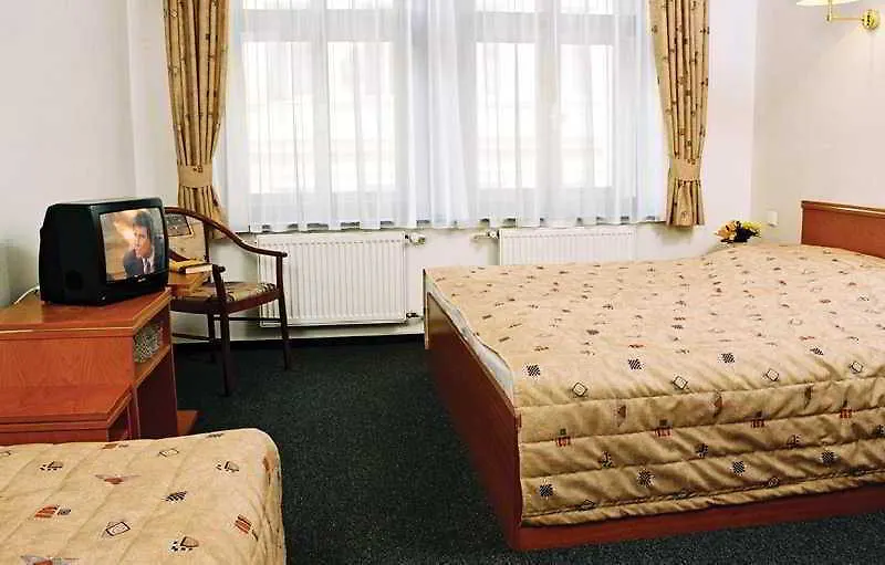 Sir Toby'S Midtown Vandrehjem Prag